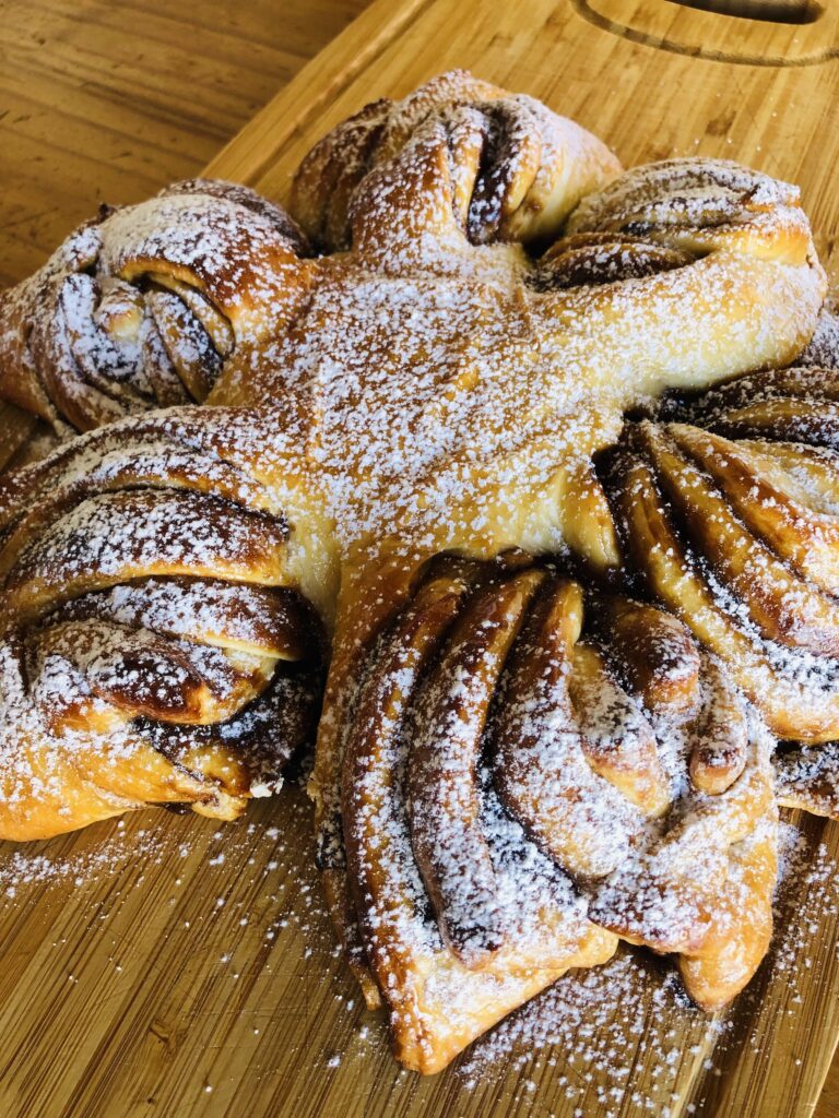 Rosca Con Pasta de avellanas